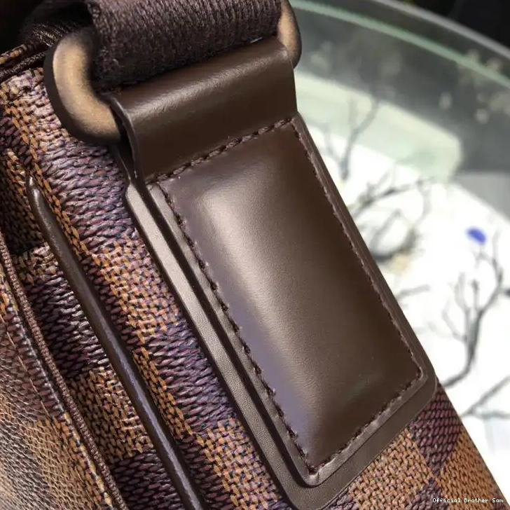 Official Brother Sam 19T1L0050 Bags LV 0709